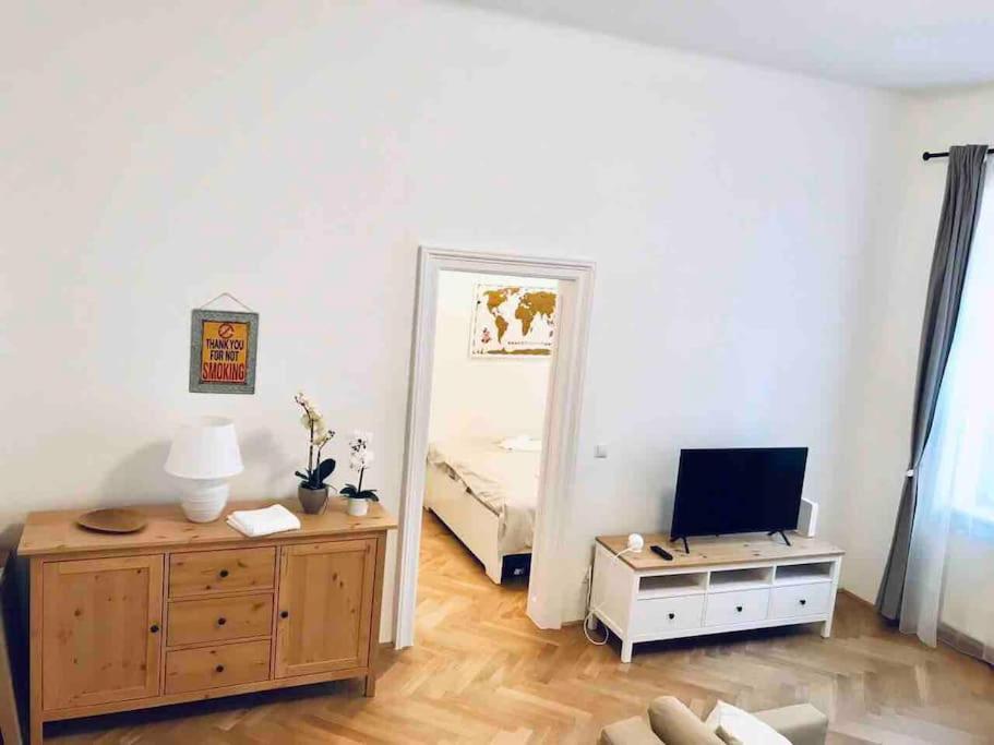Vienna Luxury New Apartment Center -2. Bezirk Ngoại thất bức ảnh