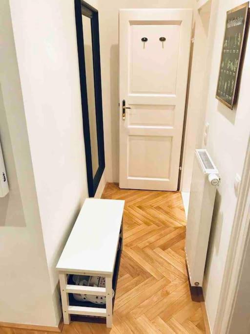 Vienna Luxury New Apartment Center -2. Bezirk Ngoại thất bức ảnh